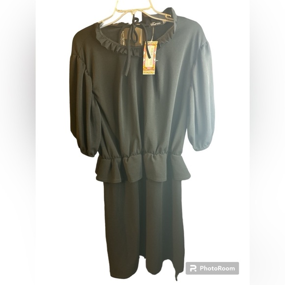 54. PLUS PEPLUM PUFF SLEEVE HIGH NECK SKATER DRESS in Black NWT size 18 - Picture 2 of 8